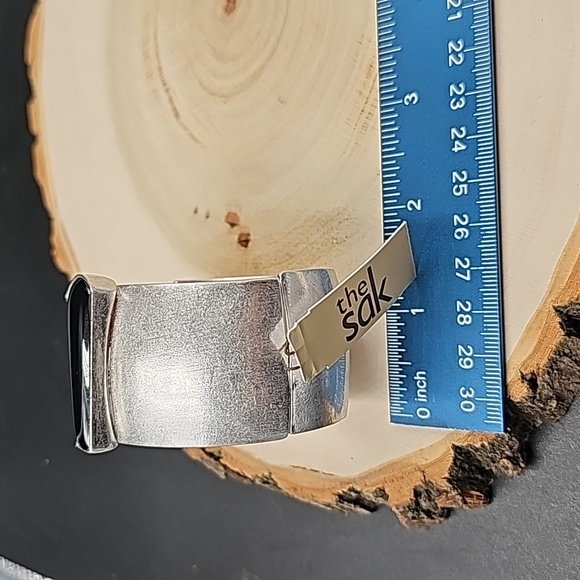 NWT THE SAK Gorgeous Silver and Black Fashion Statement Bangle Bracelet. - Picture 7 of 8